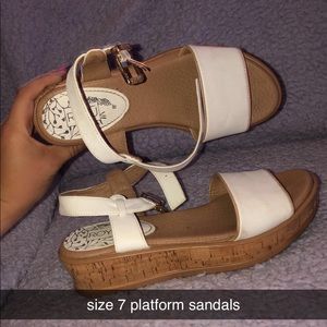size 7 platform sandals